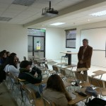 Roberto Castillo explicó a los alumnos de la carrera en qué consiste el trabajo de astrónomos e ingenieros en VLT
